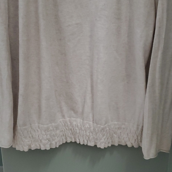 Ann Taylor Loft lightweight sweater/shirt - Picture 4 of 9